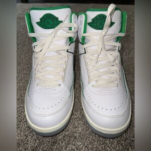 Nike Air Jordan 2 White Sail Light Lucky Green mens size 10.5